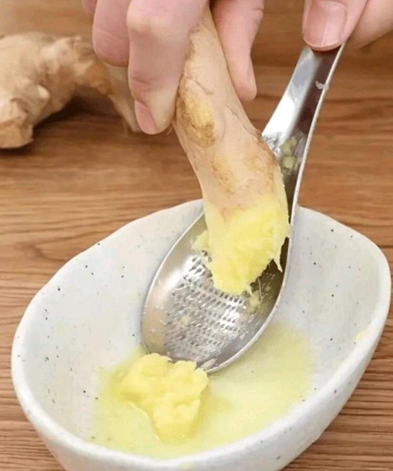 Stainless Steel Ginger Garlic Grater Spoon